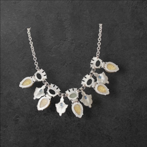 Women's Statement Fashion Prong-set Lucite cabochons with Rhinestones Necklace - Picture 3 of 7